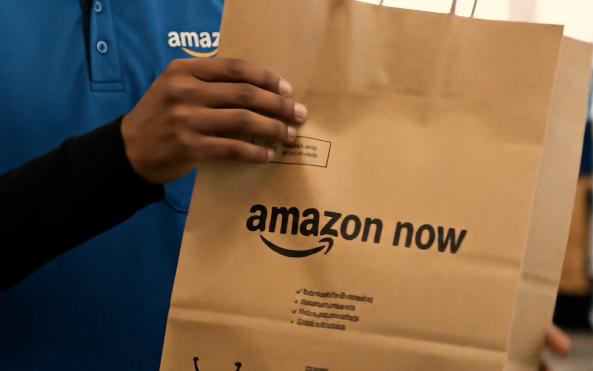 Amazon launches 15-minute delivery across UAE with micro fulfillment centers