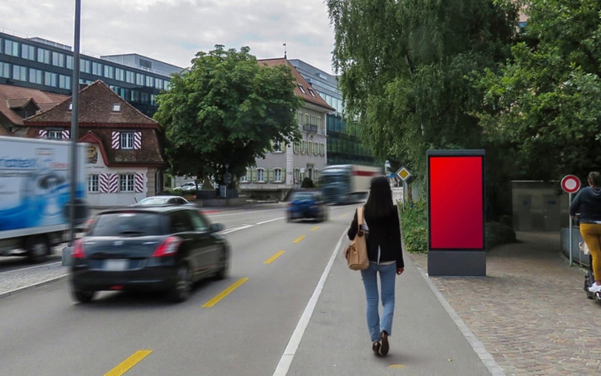 Swiss cities Olten and Solothurn gain digital screens with emergency alert capabilities
