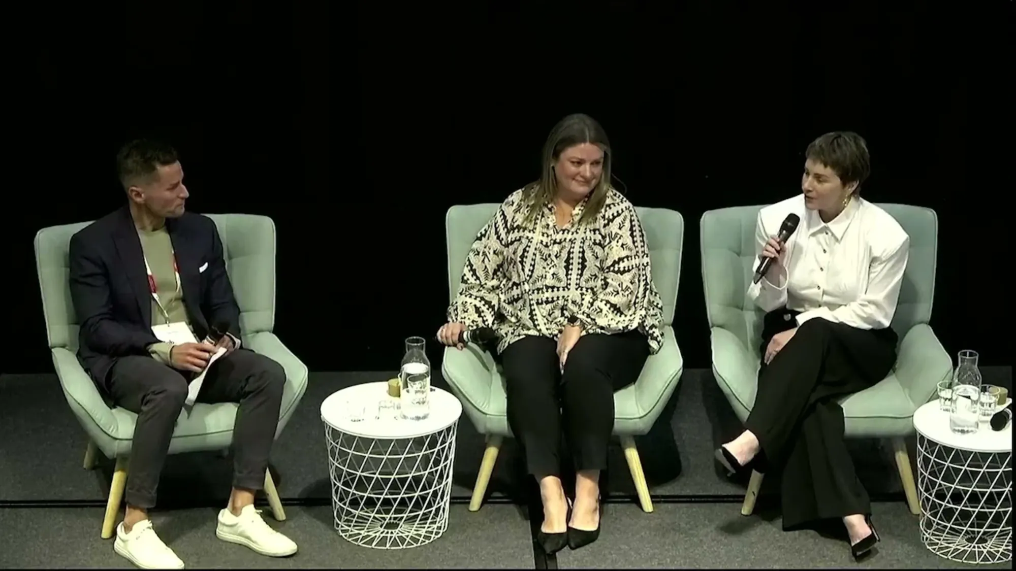 Panel discussion at IAB Australia summit reveals agency challenges with retail media networks despite budget growth.