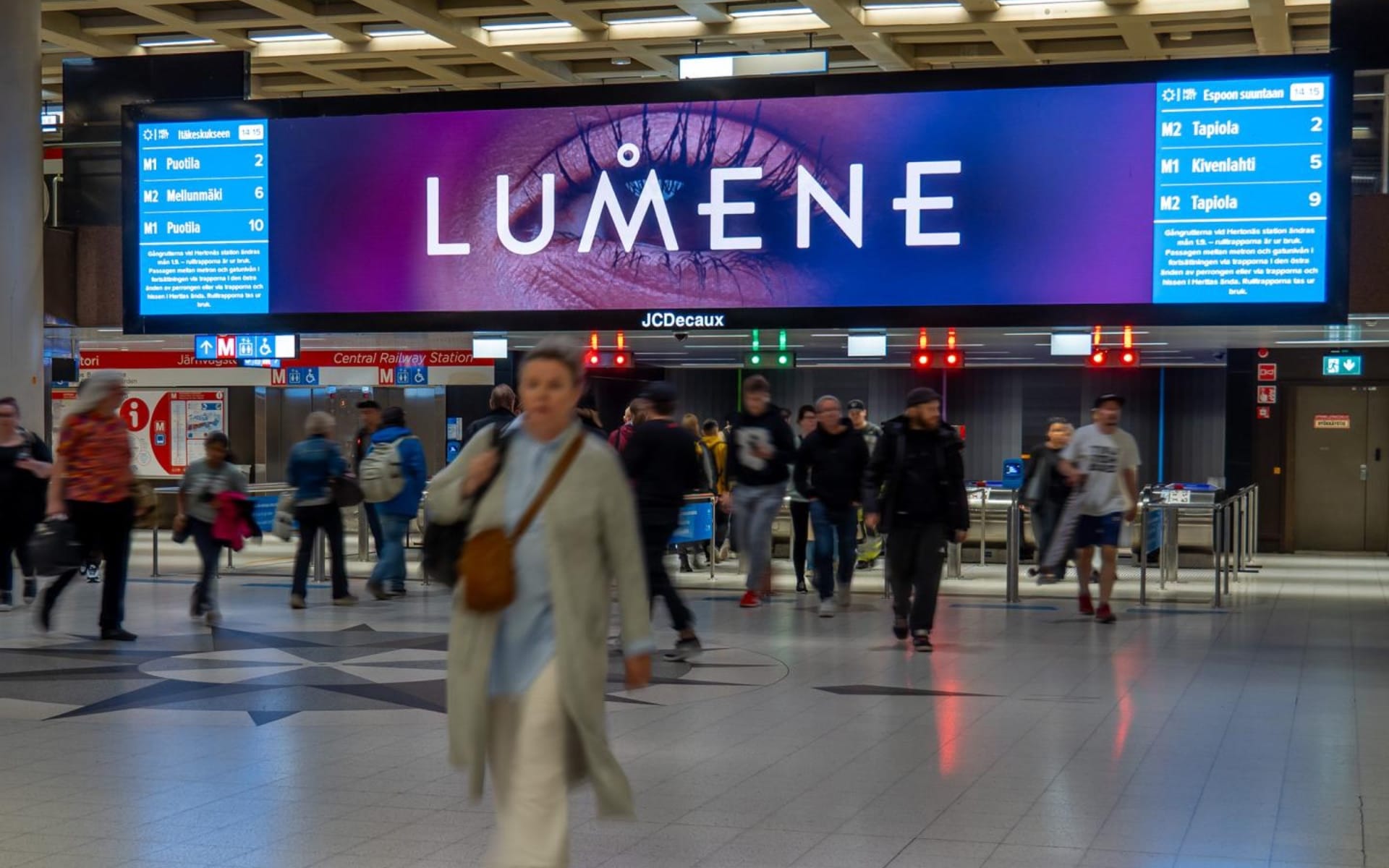JCDecaux secures 8-year Helsinki metro advertising contract with LED screens