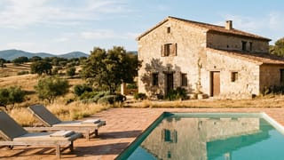 Empty rural stone farmhouse in Spain with pool, no guests — family vacation rental near Segovia.