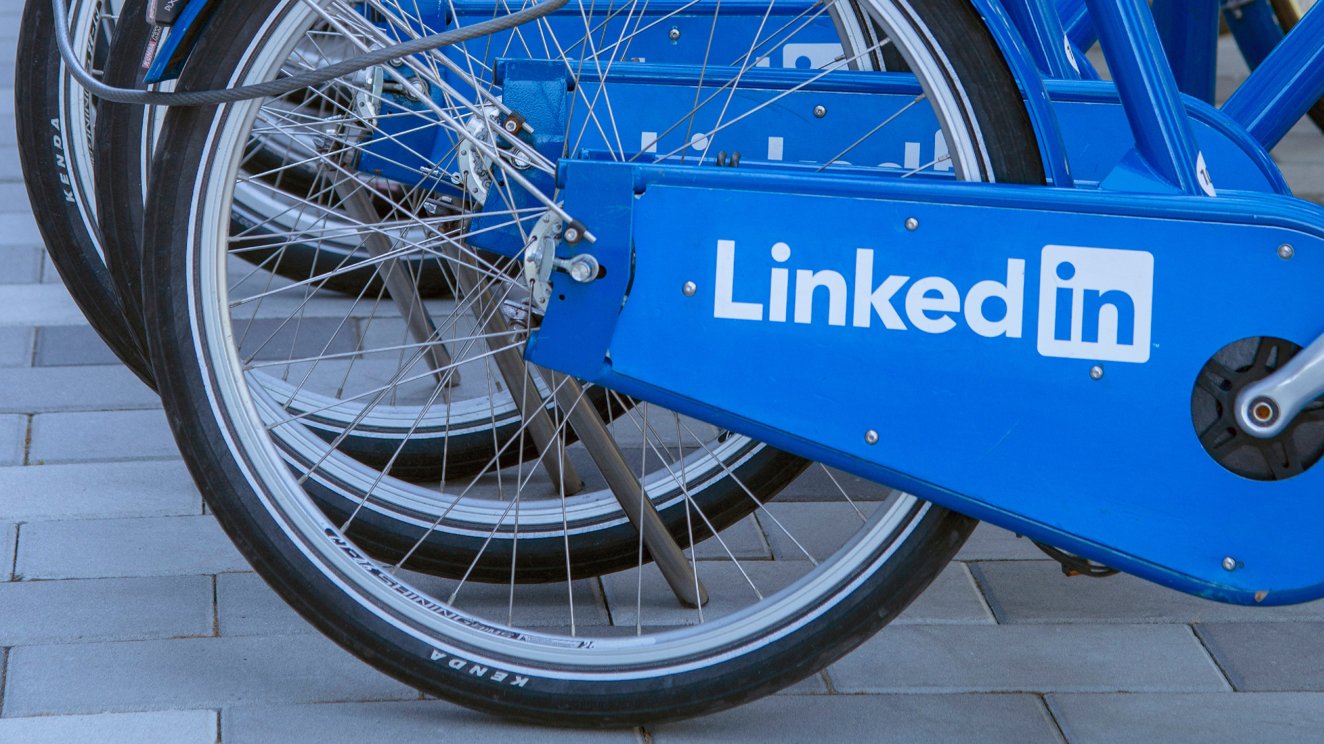 LinkedIn ad revenue surpasses $1 billion in Q2